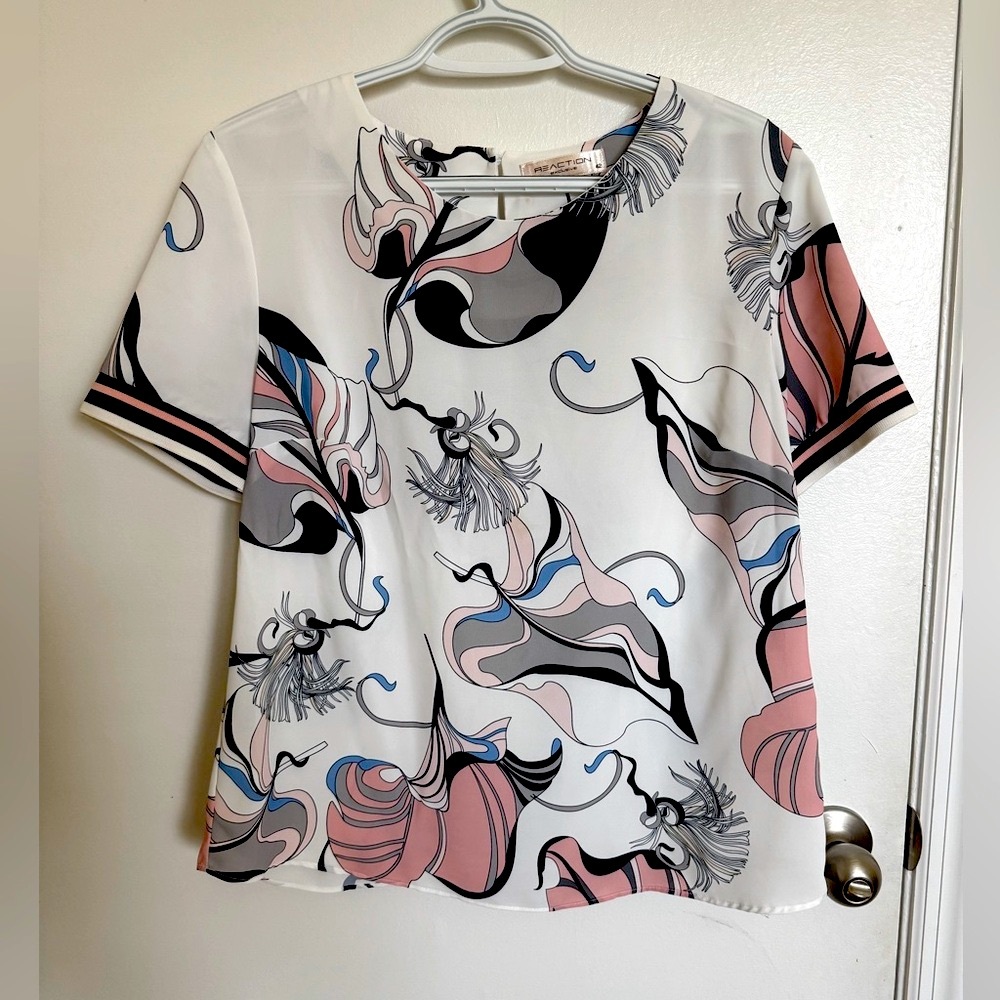 Reaction Exclusive Floral Print Women's Top - Pink and Black,42 🦋